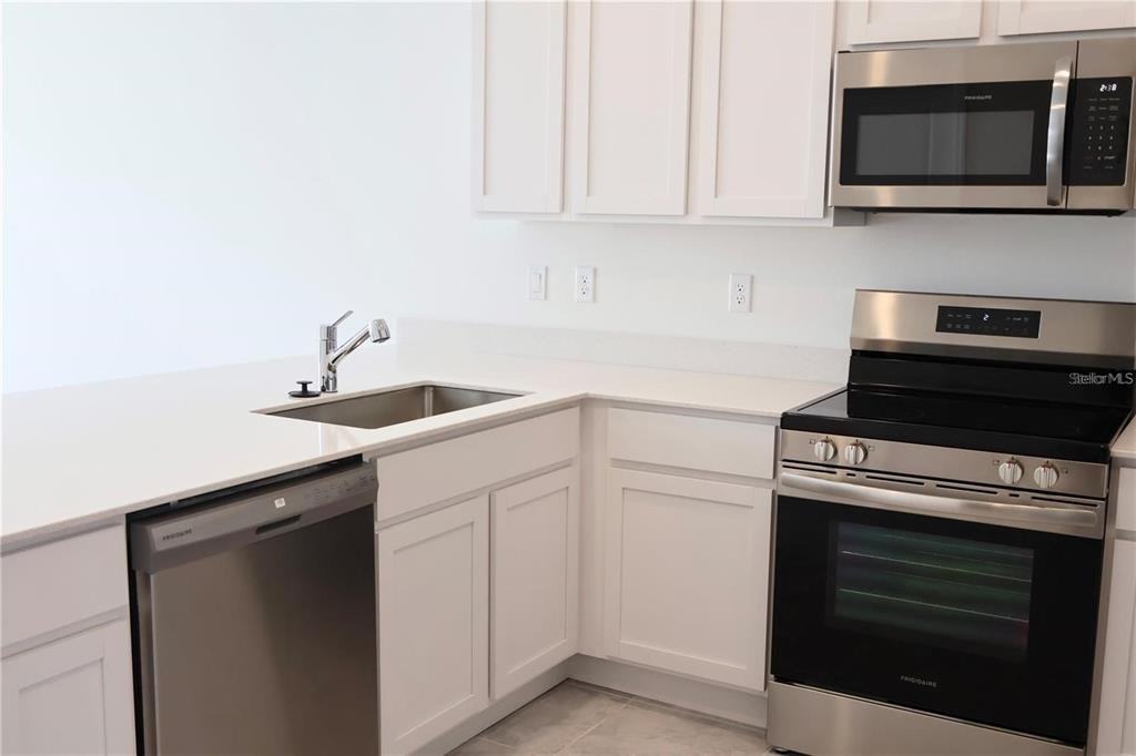 2452 Skyline Loop #2452 - Photo 4 of 12