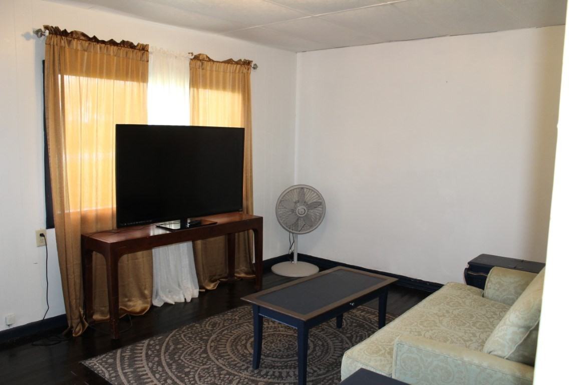 6839 Southwest Sw Cr #6839B - Photo 3 of 16