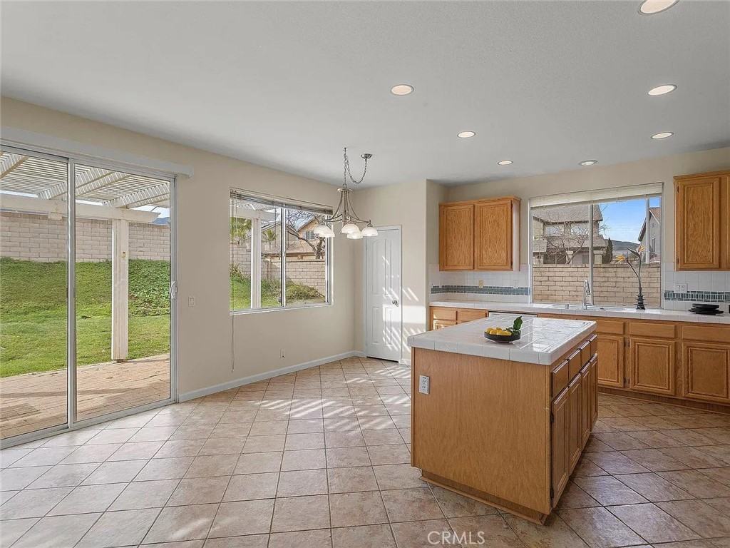 1062 Winthrop Dr #1062 - Photo 5 of 15