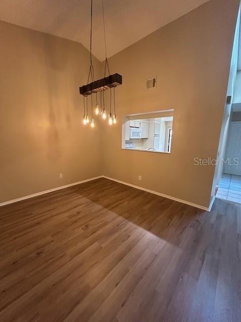 564 Albany Pl #564 - Photo 4 of 21