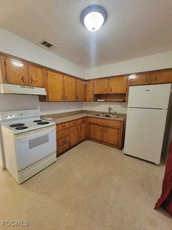 25 Maple Ave N #25 - Photo 2 of 26