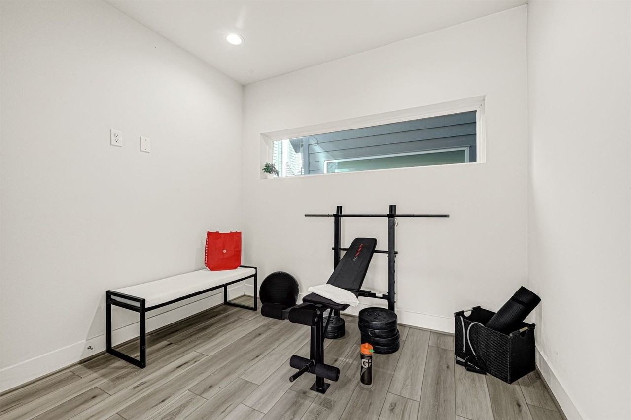 3313 Baer St #3313 - Photo 6 of 35