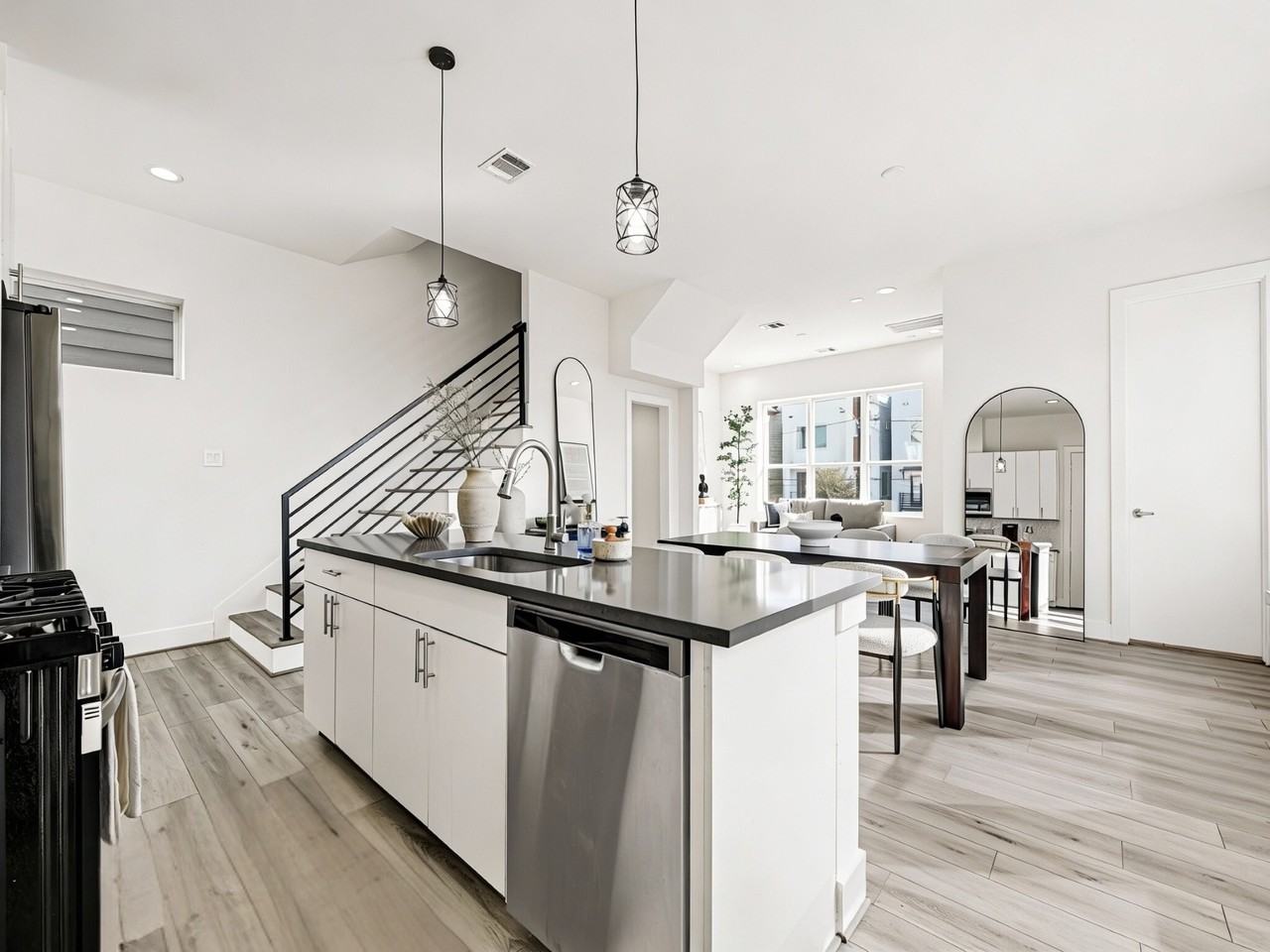 3313 Baer St #3313 - Photo 7 of 35