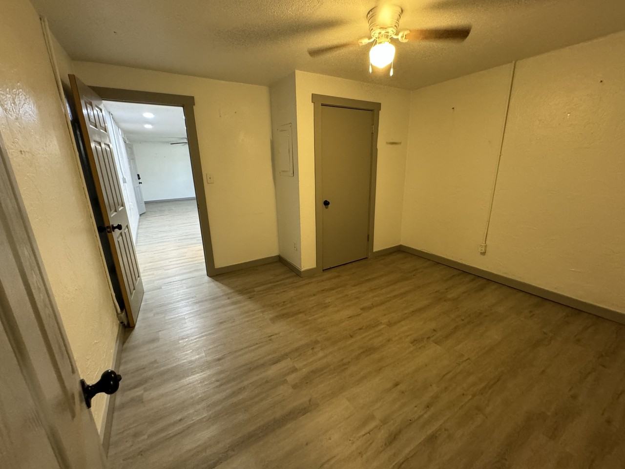 534 Lee Street - Photo 5 of 6