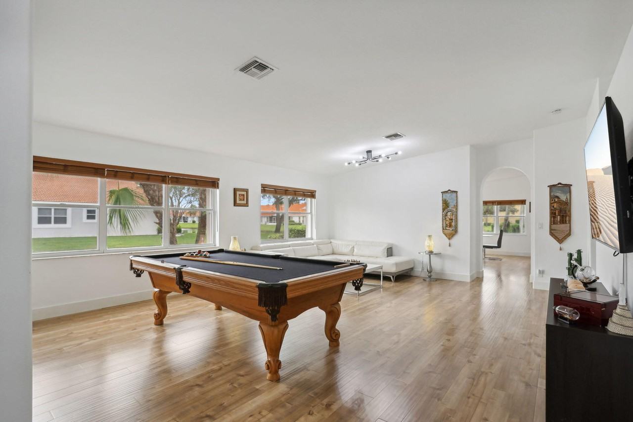 15323 Summer Lake Dr #15323 - Photo 4 of 47