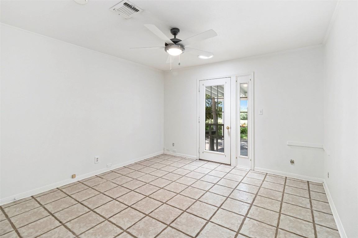 730 Sarah Jo St #730 - Photo 7 of 31