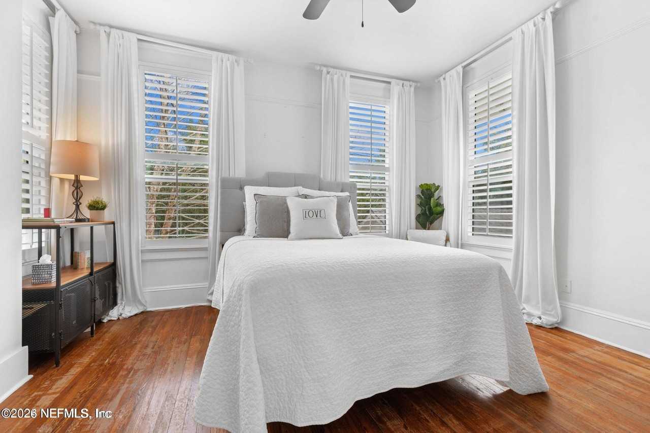 4236 Melrose Ave #4236 - Photo 2 of 36