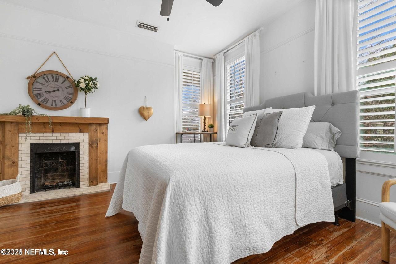 4236 Melrose Ave #4236 - Photo 3 of 36