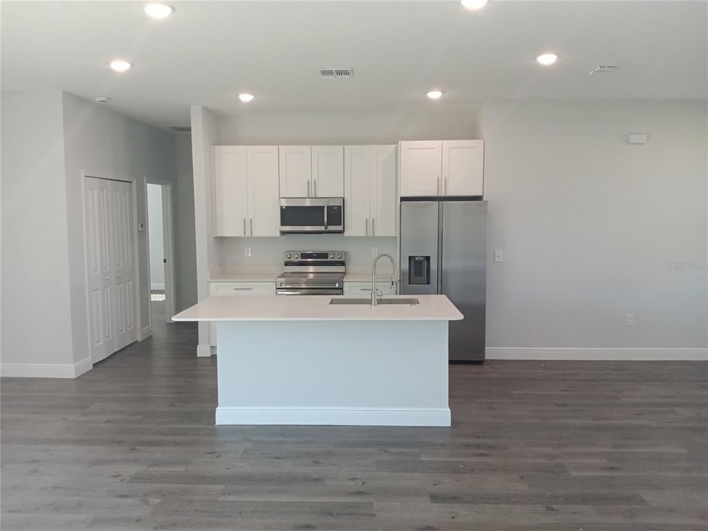 845 Marquis Ct #845 - Photo 5 of 9