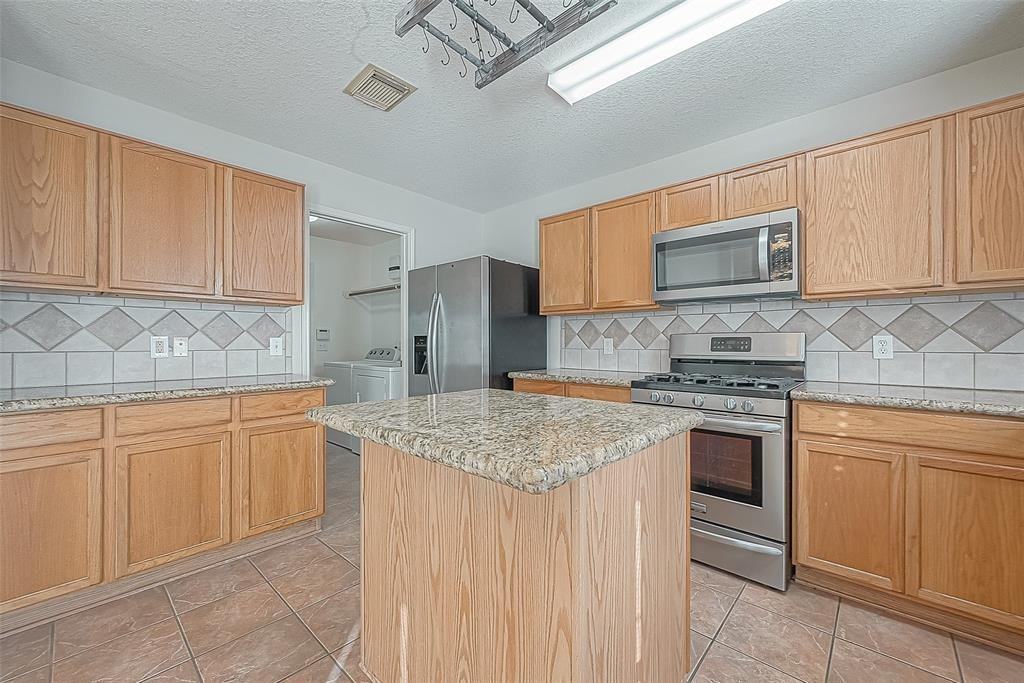 Brighton Glen Ln #6835 - Photo 3 of 28