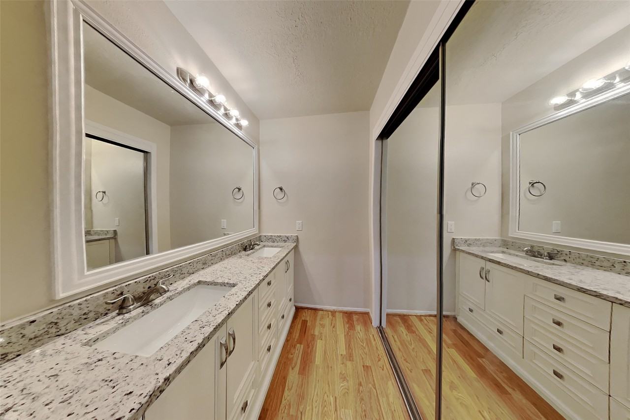 20 Early Dawn Ct #20 - Photo 3 of 18