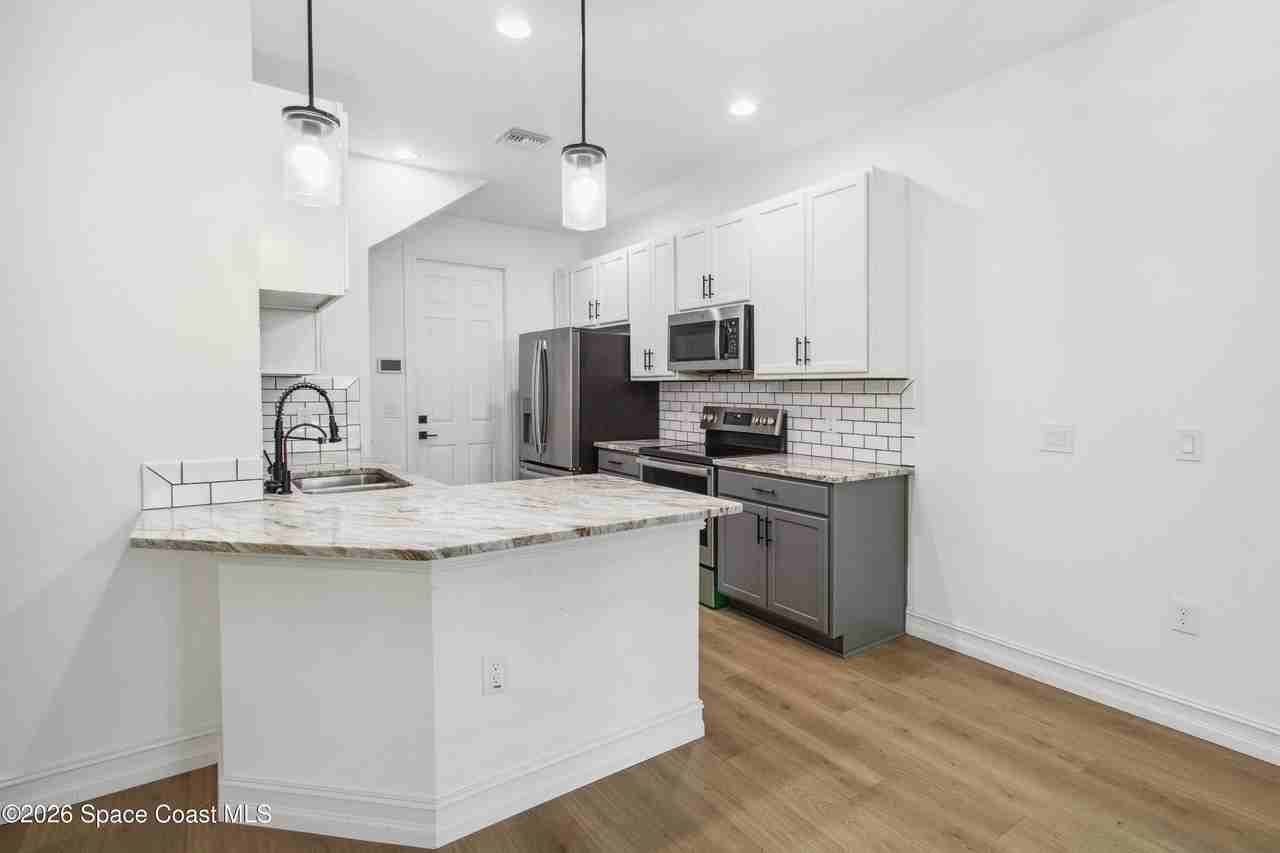 1430 Isabella Dr #1430-102 - Photo 3 of 13