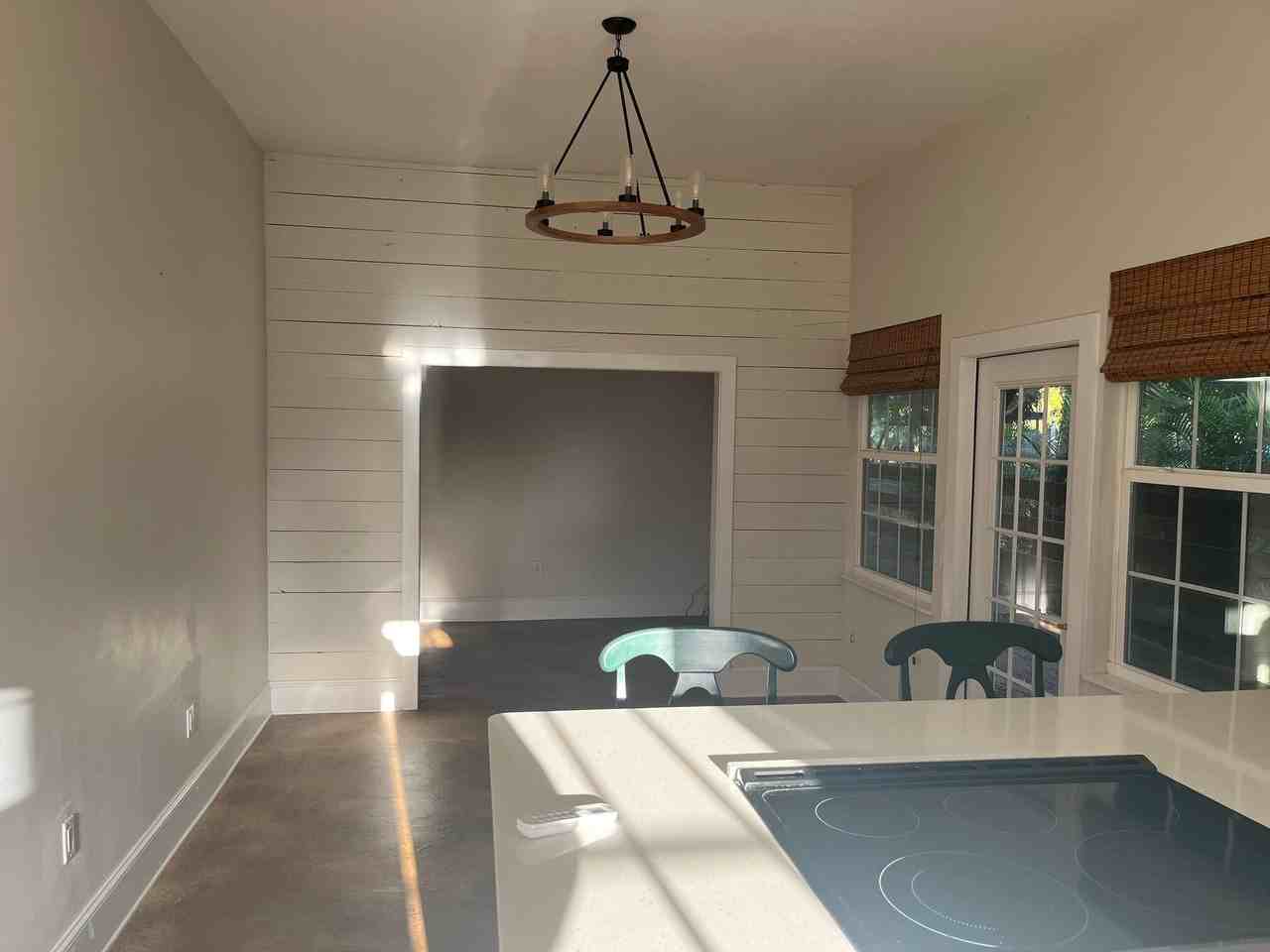 1395 Se Darling St #1395 - Photo 2 of 5