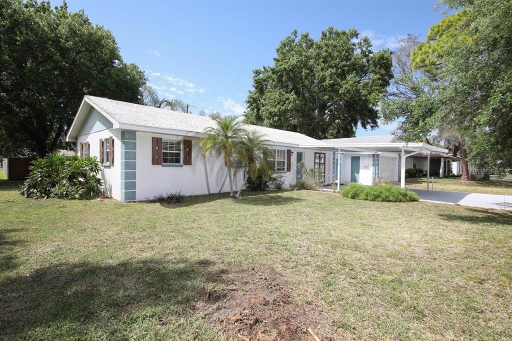 1000 Gantt Ave #1000 - Photo 4 of 31