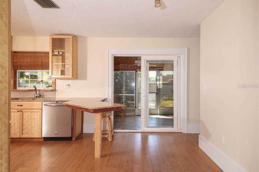 1000 Gantt Ave #1000 - Photo 7 of 31