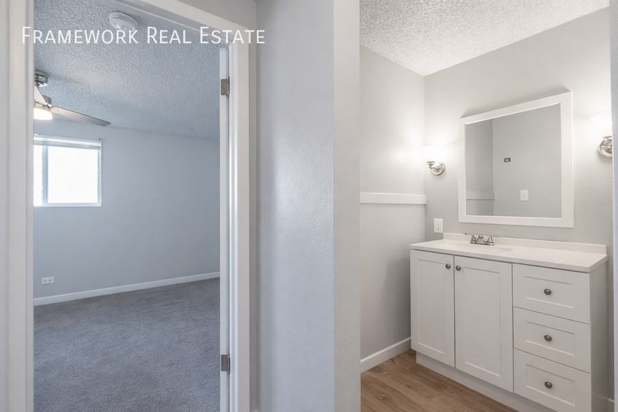 824 12th St #103 - Photo 7 of 38