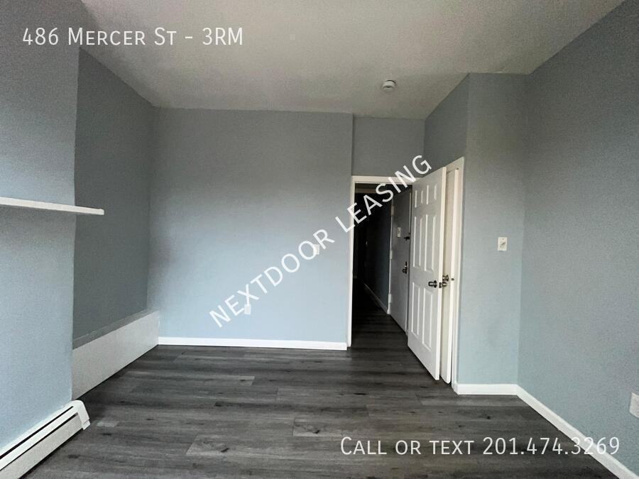 486 Mercer St #3RM - Photo 6 of 8