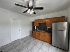 featured image of 26 Abbott St #1