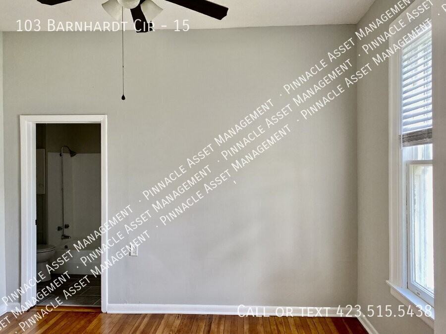 103 Barnhardt Cir #15 - Photo 5 of 10