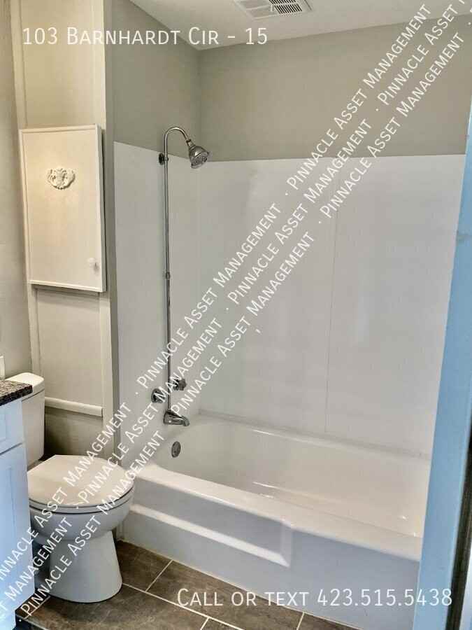 103 Barnhardt Cir #15 - Photo 6 of 10