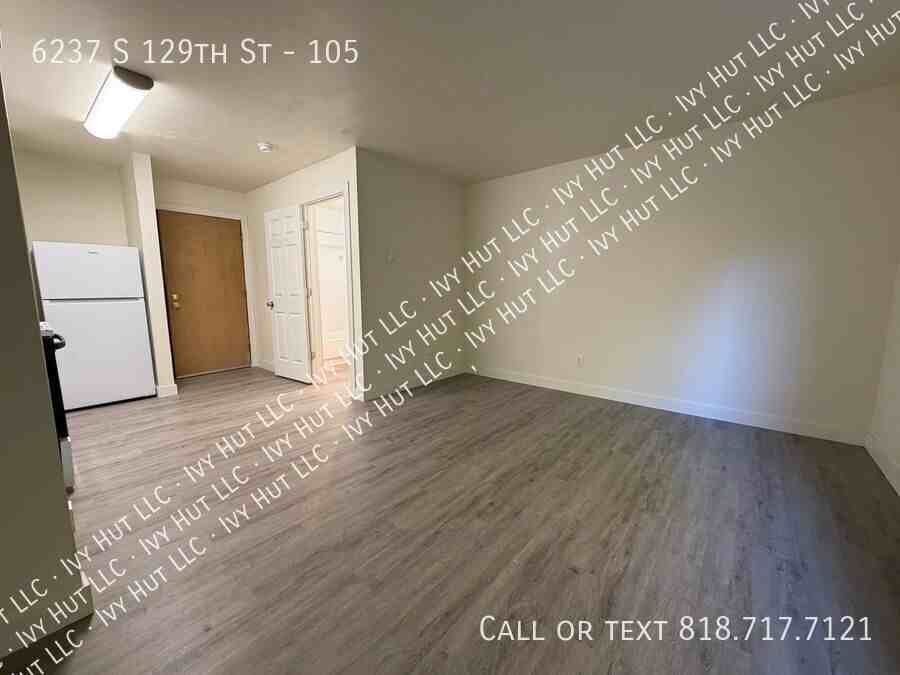 6237 S 129th St #105 - Photo 6 of 9