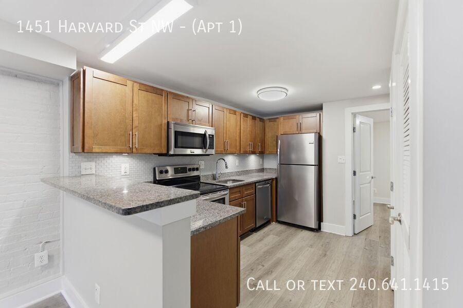 1451 Harvard St Nw #APT1 - Photo 2 of 13