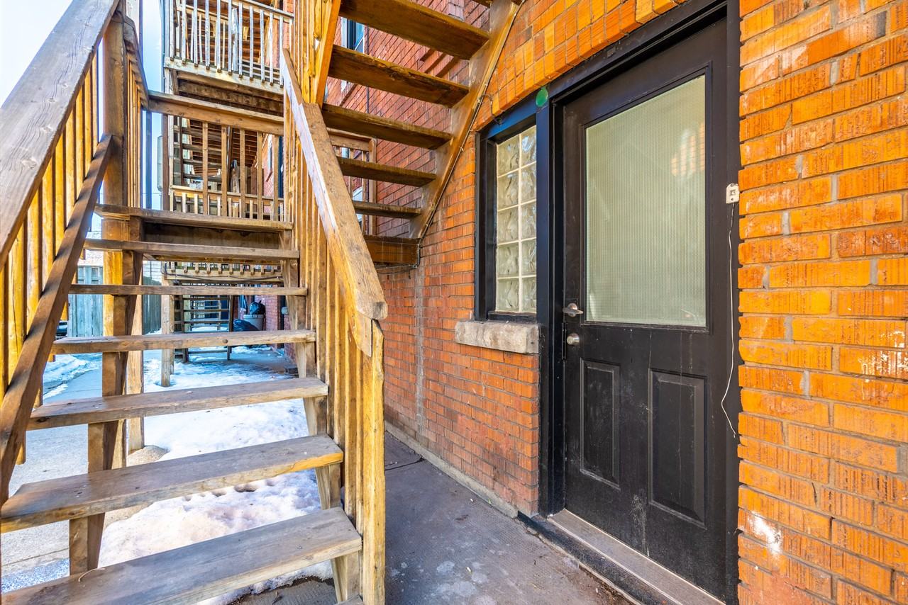 83 Gibson Ave #1 - Photo 6 of 9