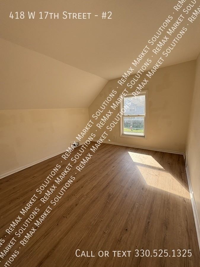 418 W 17th St #2 - Photo 5 of 14