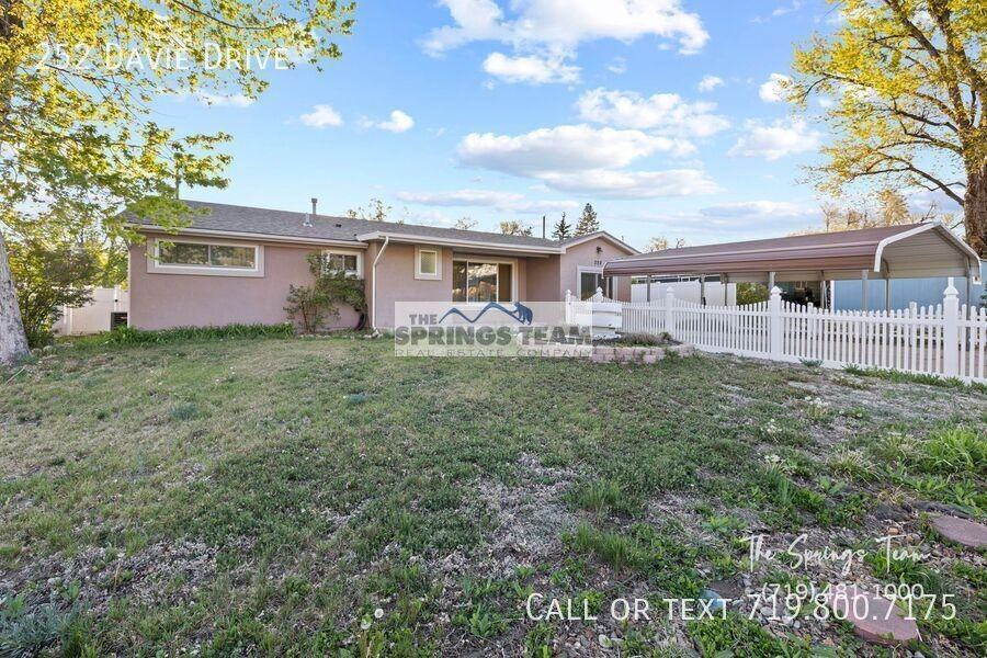 252 Davie Dr - Photo 2 of 43