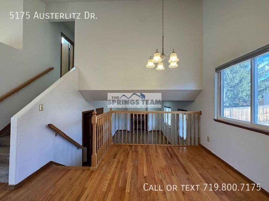 5175 Austerlitz Dr - Photo 6 of 23