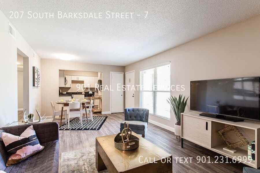 207 S Barksdale St #7 - Photo 5 of 23