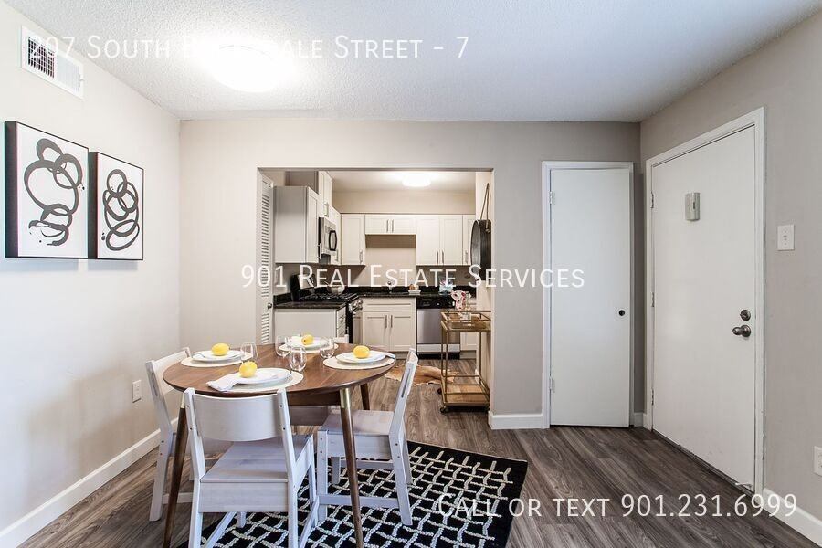 207 S Barksdale St #7 - Photo 6 of 23