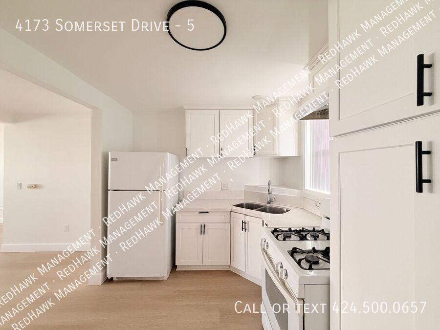 4173 Somerset Dr #5 - Photo 2 of 12