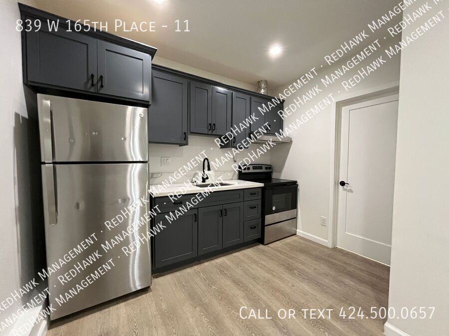 839 W 165th Pl #11 - Photo 2 of 7