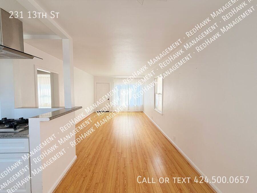 231 13th St - Photo 3 of 13