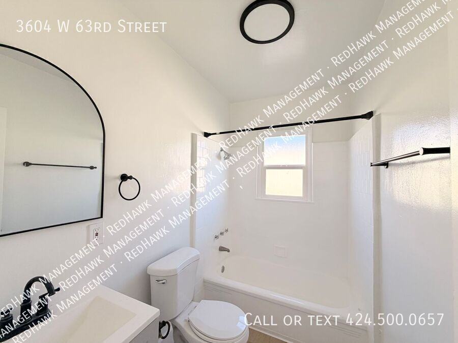 3604 W 63rd St - Photo 6 of 9