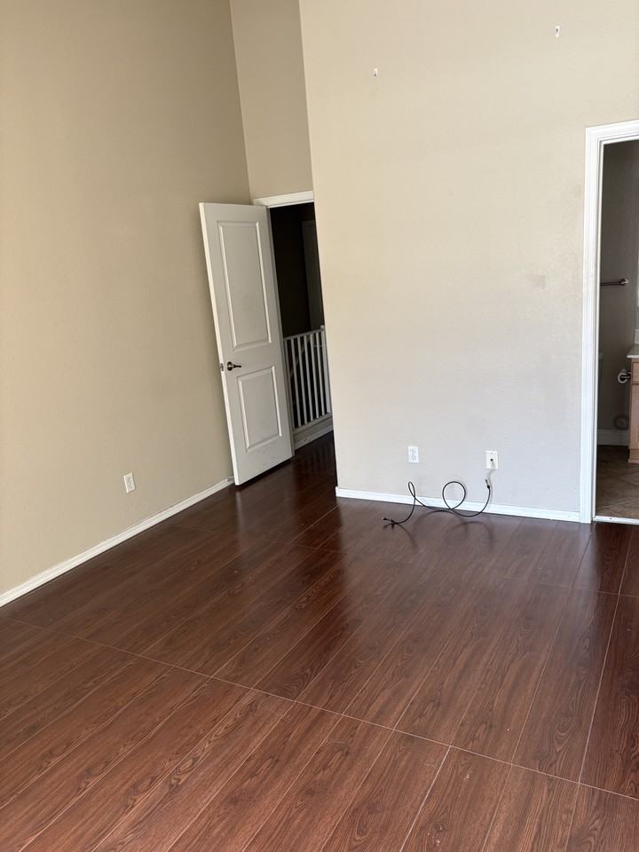 7801 North 44th DriveUnit 1094 #1 - Photo 3 of 11