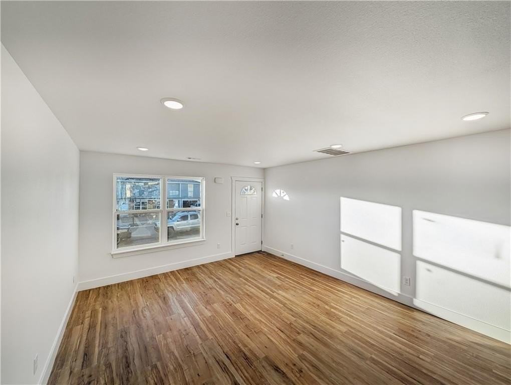 1206 Nedra Dr - Photo 2 of 21