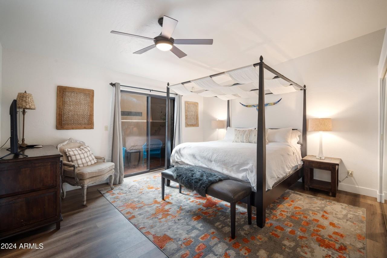 37222 N Tom Darlington Dr Unit 18 - Photo 5 of 24