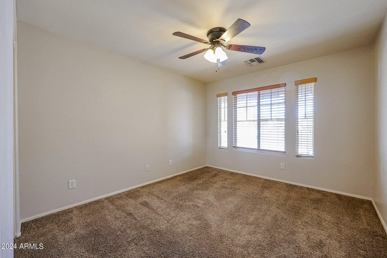 7423 W Pueblo Ave - Photo 5 of 25