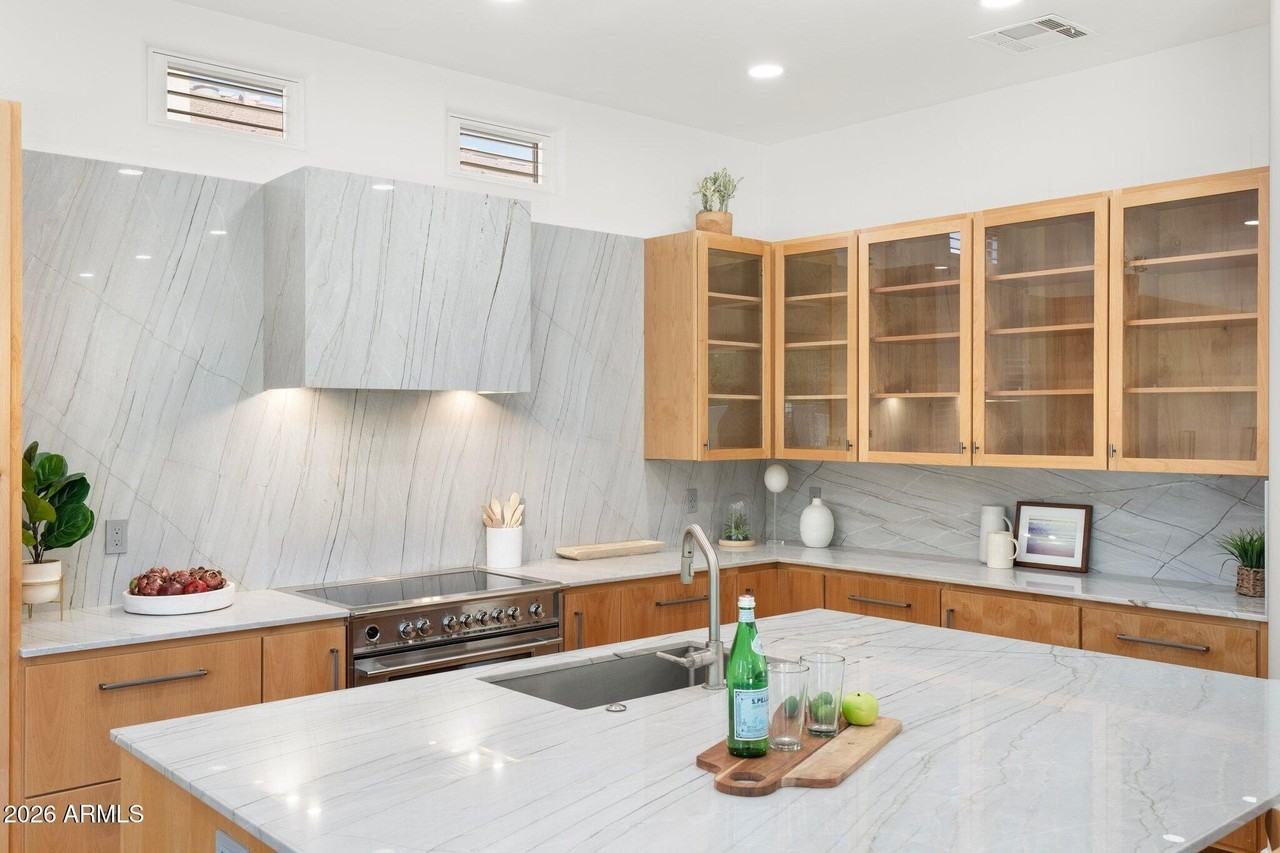 7471 E Sunnyvale Dr - Photo 3 of 37