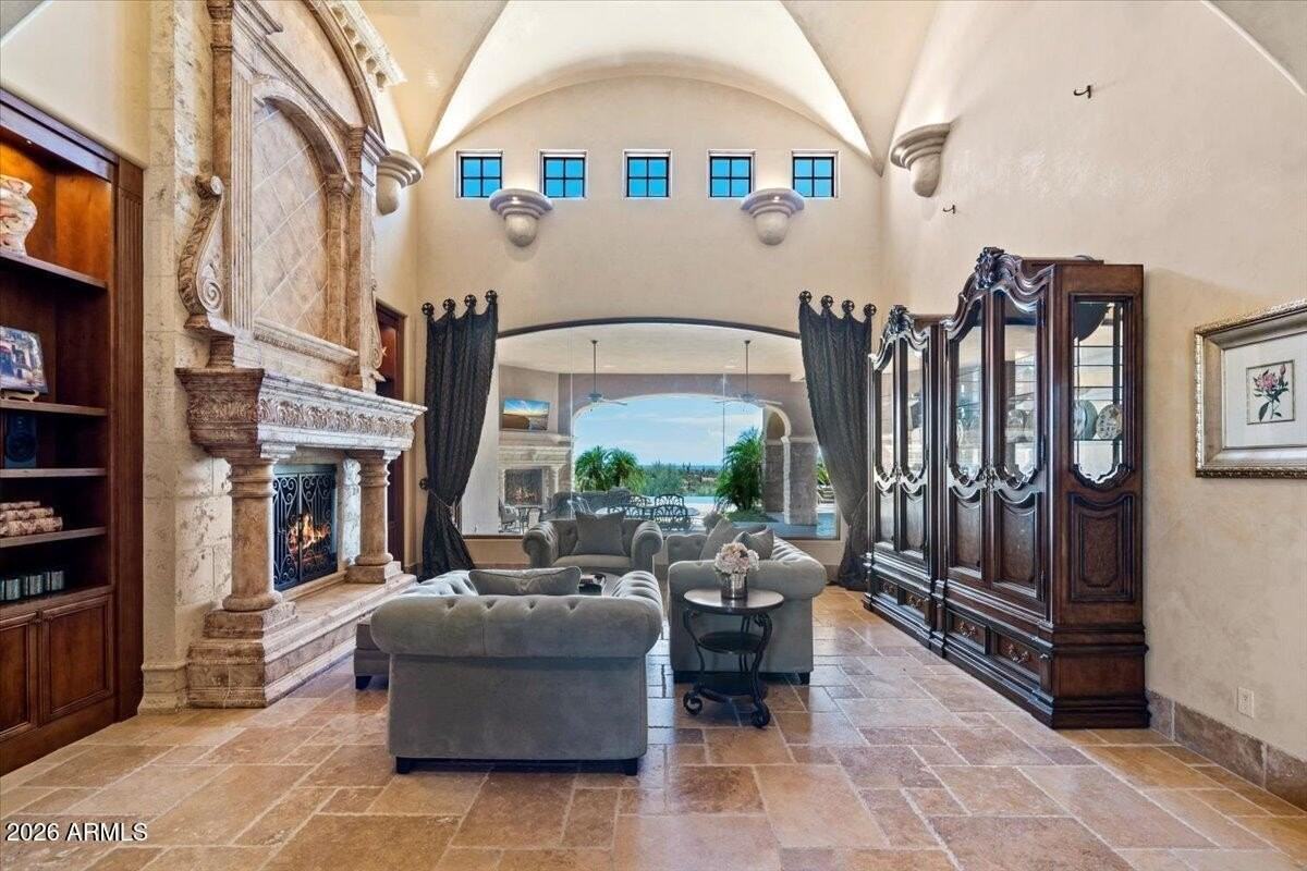 13027 E Saddlehorn Trl - Photo 5 of 50