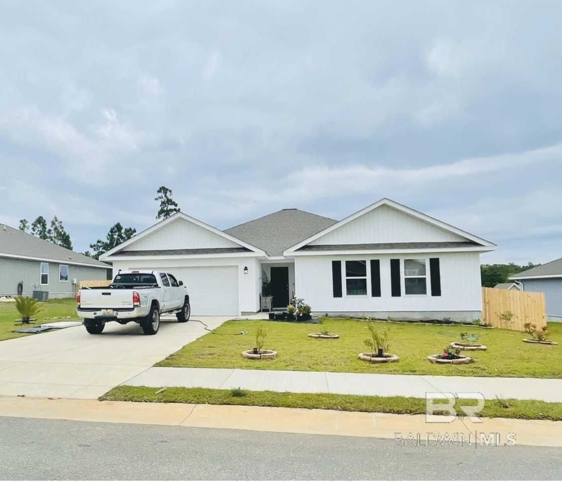 3079 Camino Real Loop