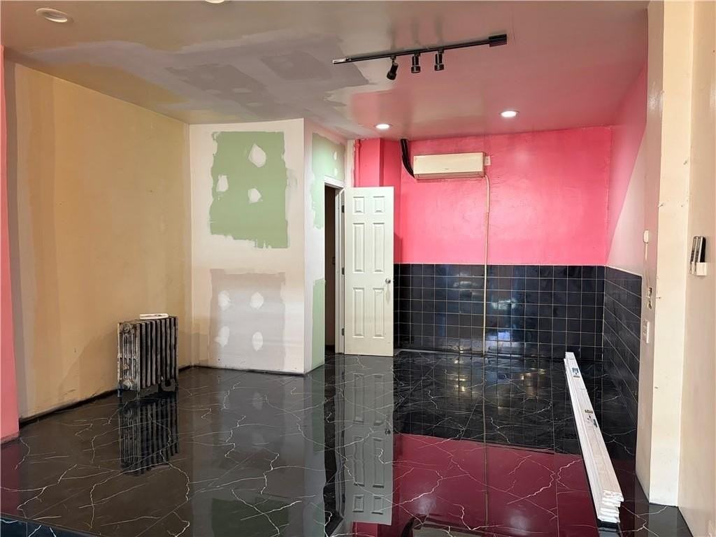 4821 Church Ave - Photo 5 of 7