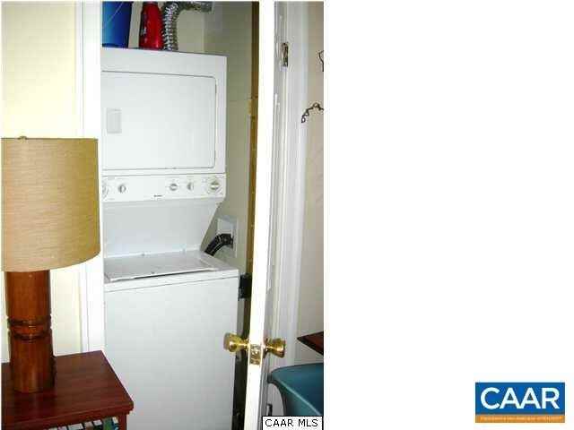 144 Hessian Hills Cir #1 - Photo 4 of 12