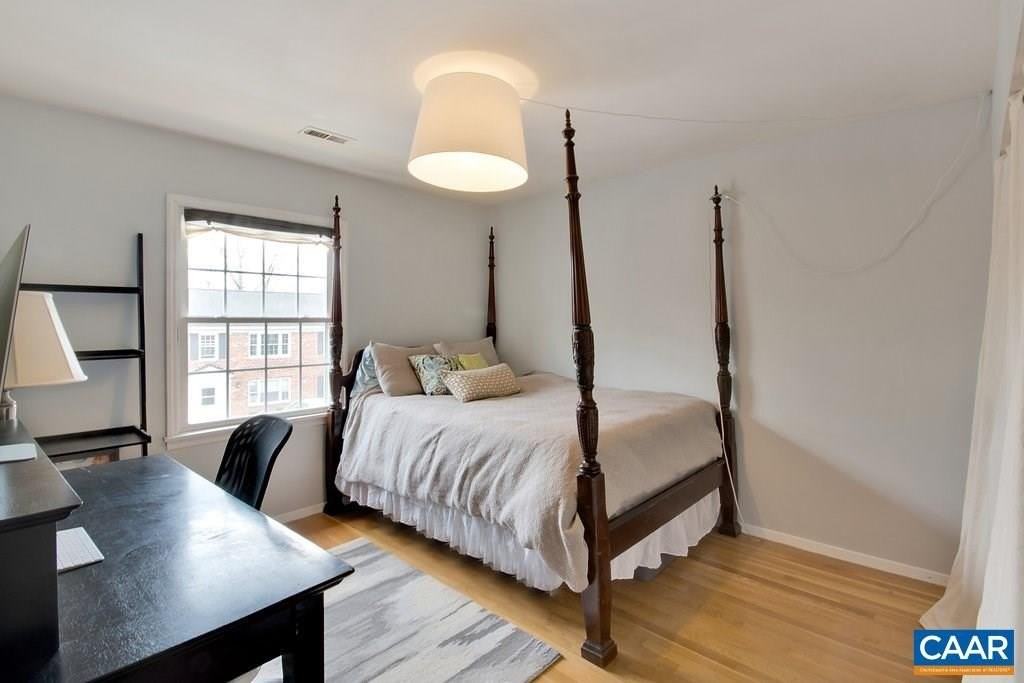 2420 Barracks Pl #4 - Photo 7 of 12