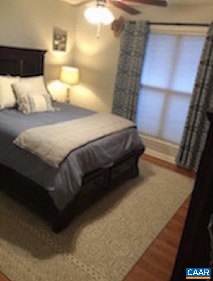 735 Walker Sq - Photo 7 of 9