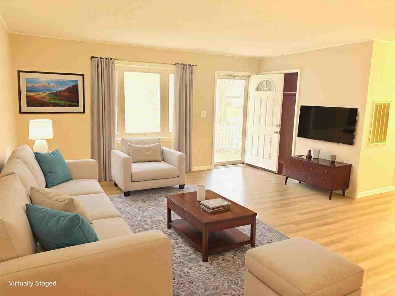 4052 Ural Ave - Photo 5 of 16