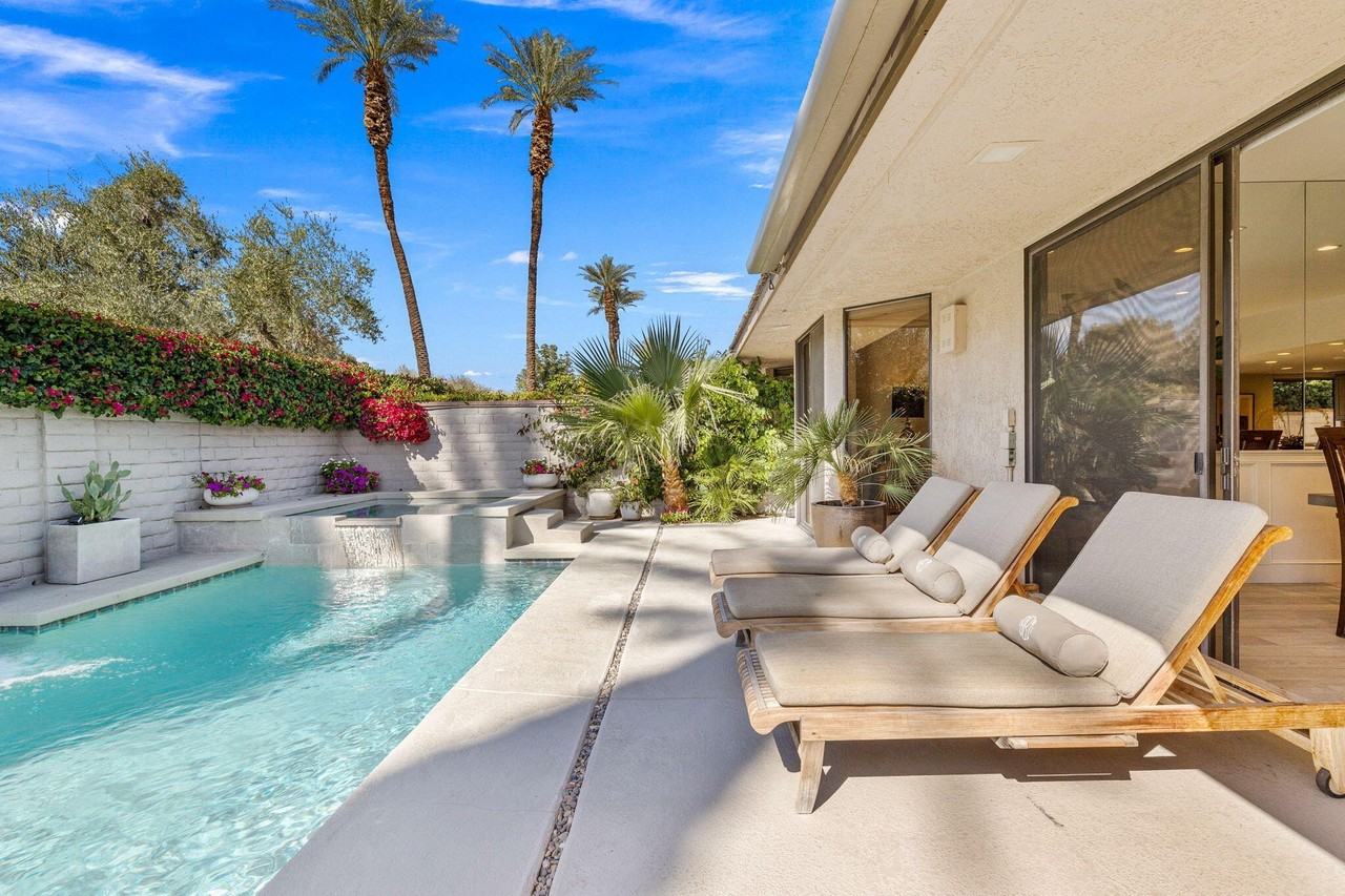 76 Princeton Dr - Photo 2 of 50