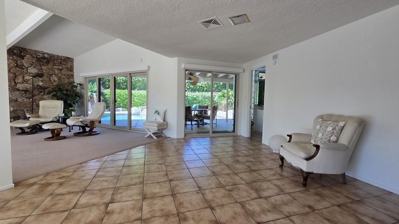 1303 N Rose Ave - Photo 6 of 32